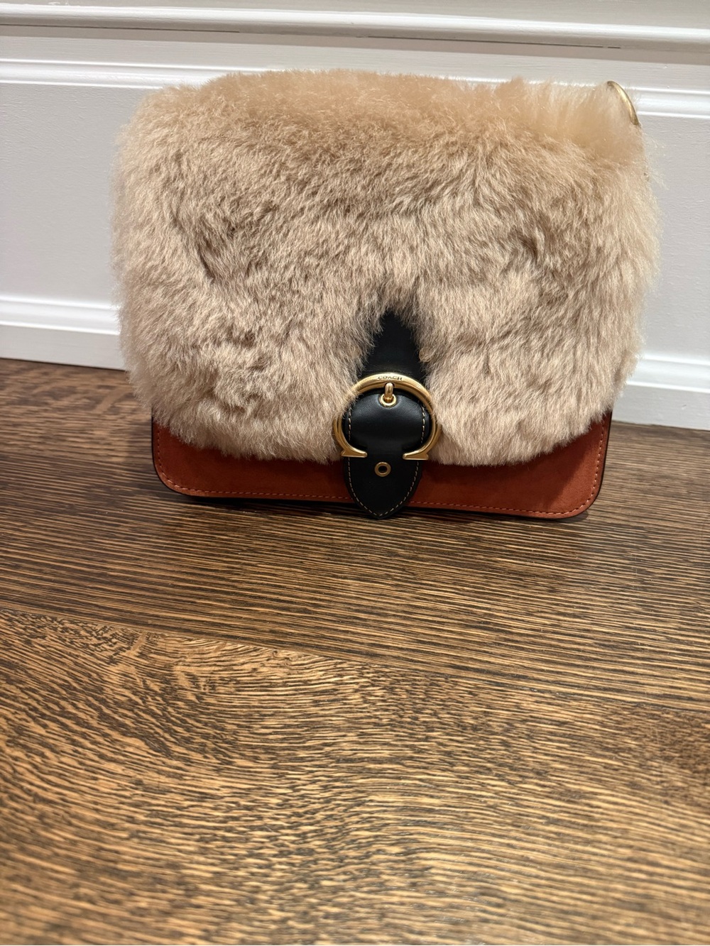 Leather Beat 24